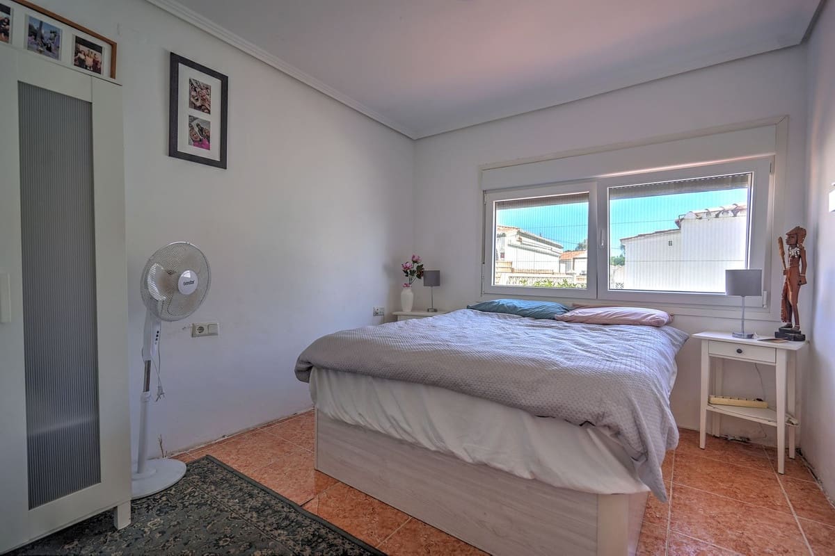 2 soverom Villa til salgs i El Faro - € 399 995 (Ref: 9276214)