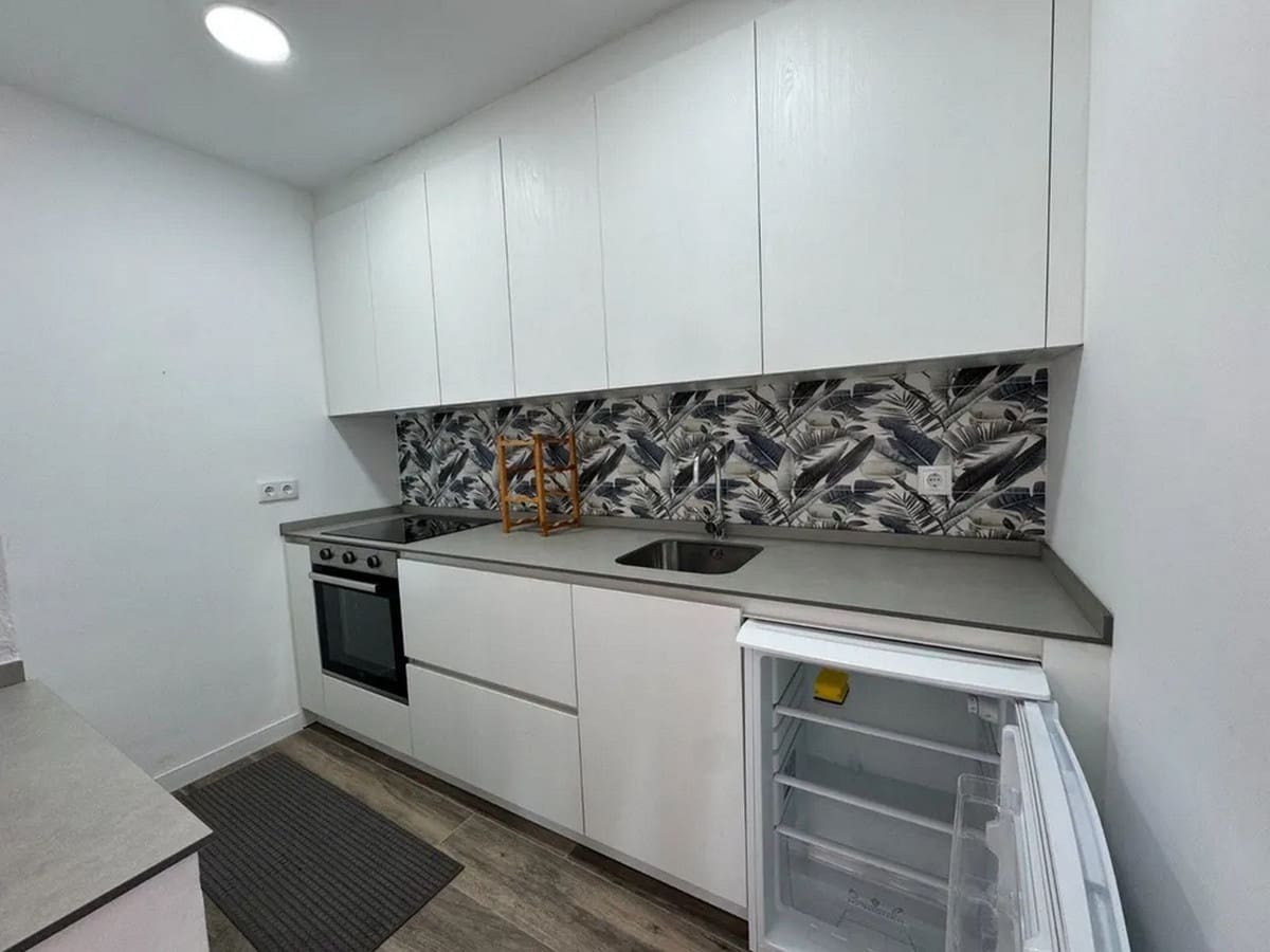 5 bedroom Villa for sale in Ciudad Quesada with pool garage - € 695,000 (Ref: 9276216)