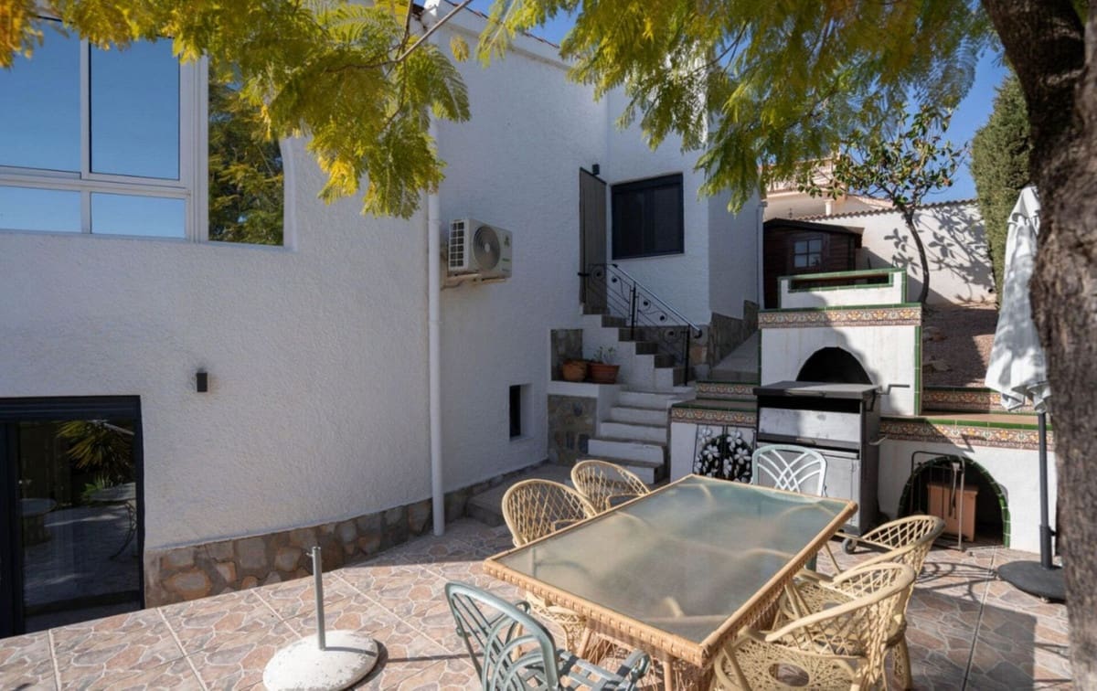 5 chambre Villa/Maison à vendre à Ciudad Quesada avec piscine garage - 695 000 € (Ref: 9276216)