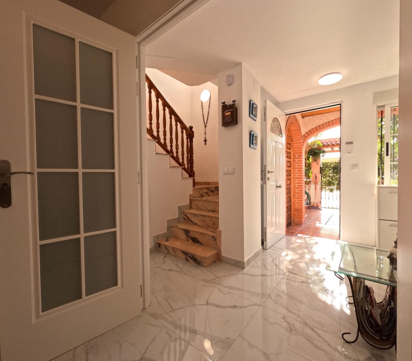 4 soverom Hus til salgs i Torrevieja med garasje - € 249 900 (Ref: 9282040)