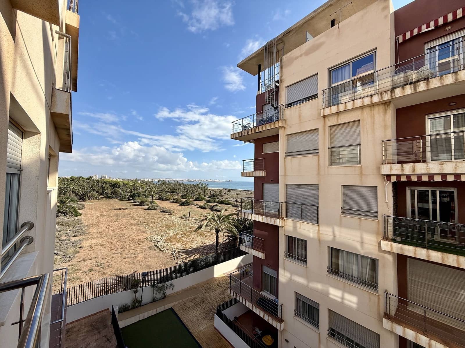 2 Zimmer Apartment zu verkaufen in Torrevieja mit Garage - 169.000 € (Ref: 9282041)