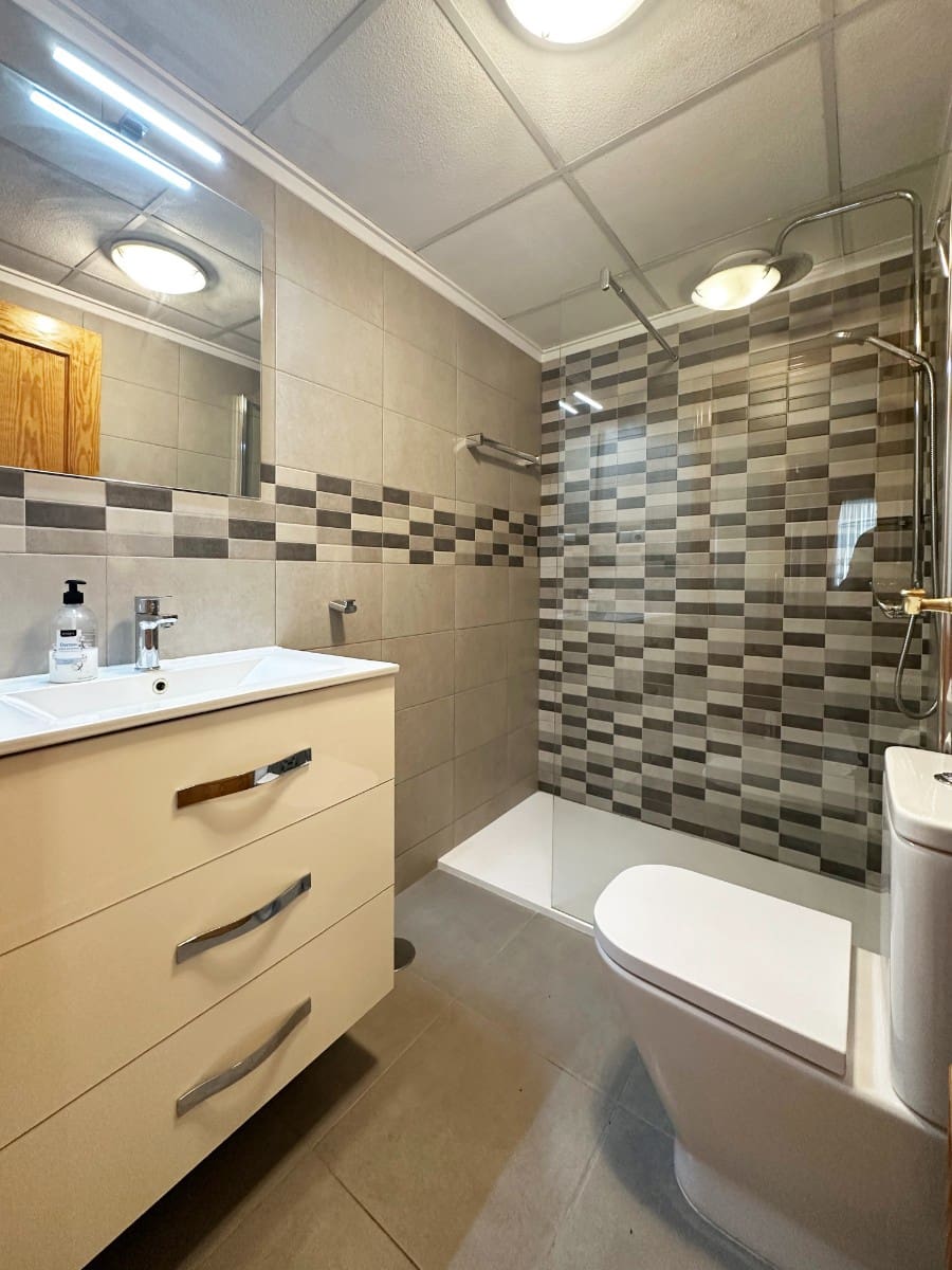 3 bedroom Villa for sale in Orihuela Costa with pool garage - € 420,000 (Ref: 9285546)