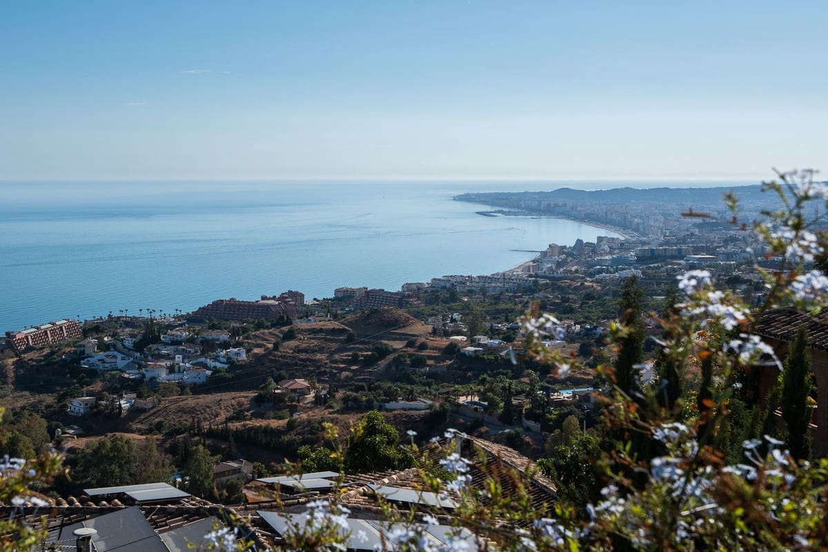 6 soverom Villa til salgs i Benalmadena med garasje - € 995 000 (Ref: 9285551)