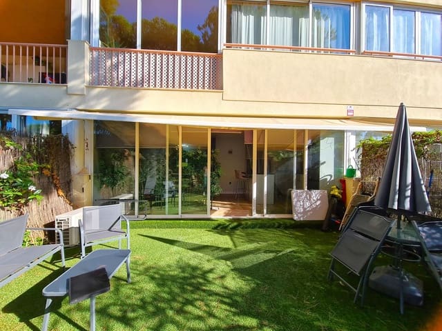 Apartamento de 2 habitaciones en Calahonda, Mijas en venta - 295.000 € (Ref: 9291295)