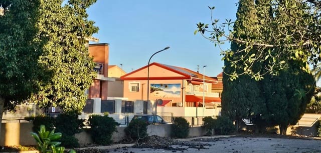 3 quarto Casa em Banda para venda em Santiago de la Ribera, San Javier com garagem - 361 000 € (Ref: 9297239)