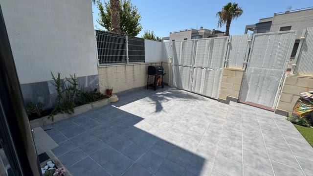 2 bedroom Bungalow for sale in Parque de las Naciones, Torrevieja - € 240,000 (Ref: 9297241)