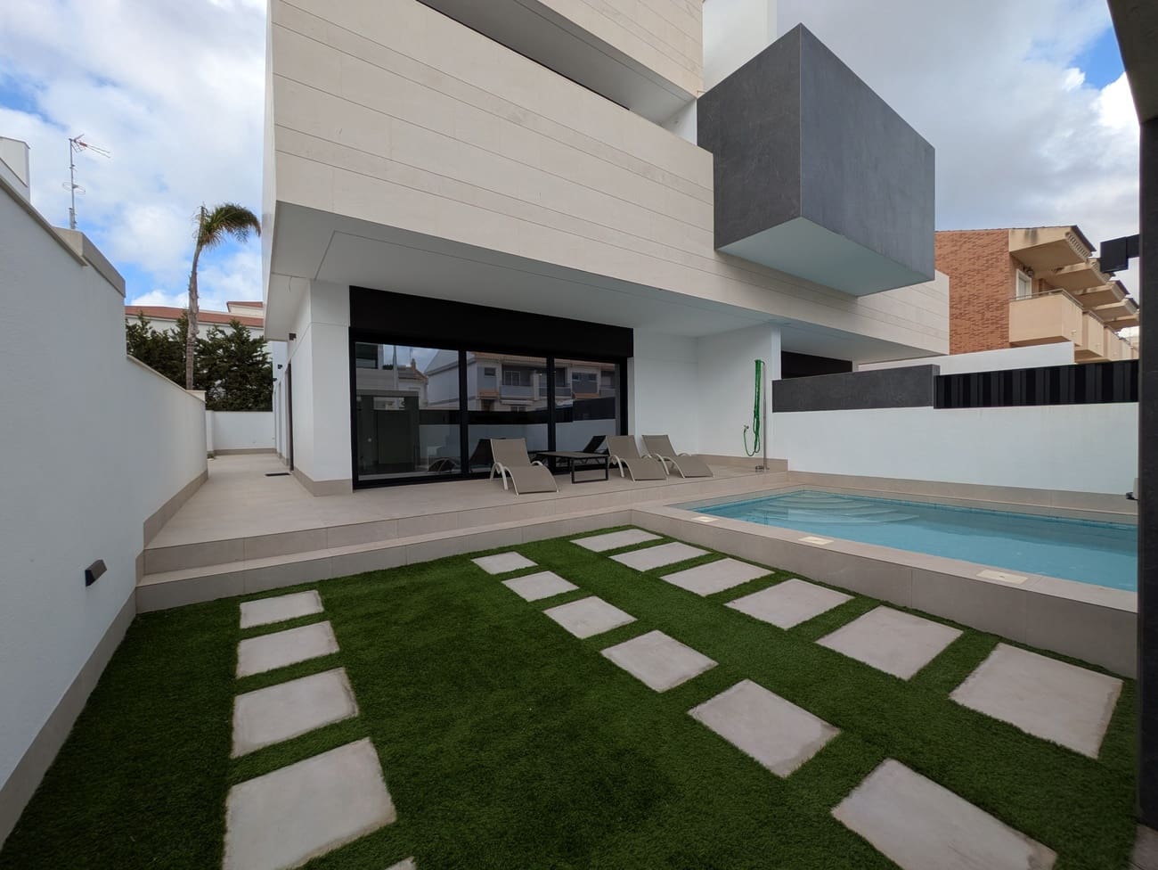 3 quarto Bungalow para venda em Pilar de la Horadada - 350 000 € (Ref: 9297244)