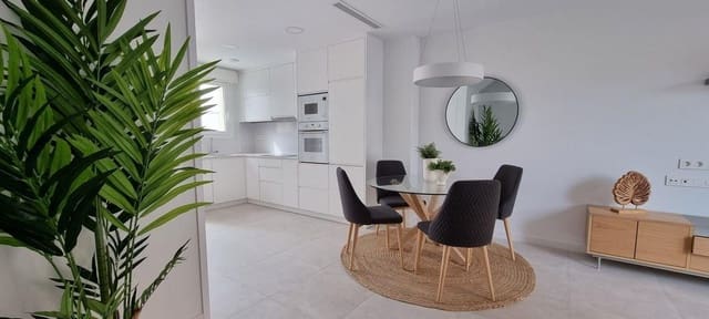 2 soveværelse Byhus til salg i Aguas Nuevas, Torrevieja med swimmingpool - € 365.000 (Ref: 9297250)