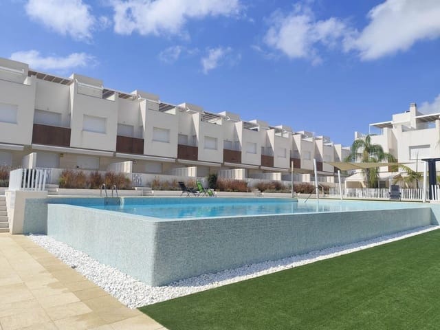 2 soveværelse Byhus til salg i Aguas Nuevas, Torrevieja med swimmingpool - € 365.000 (Ref: 9297250)