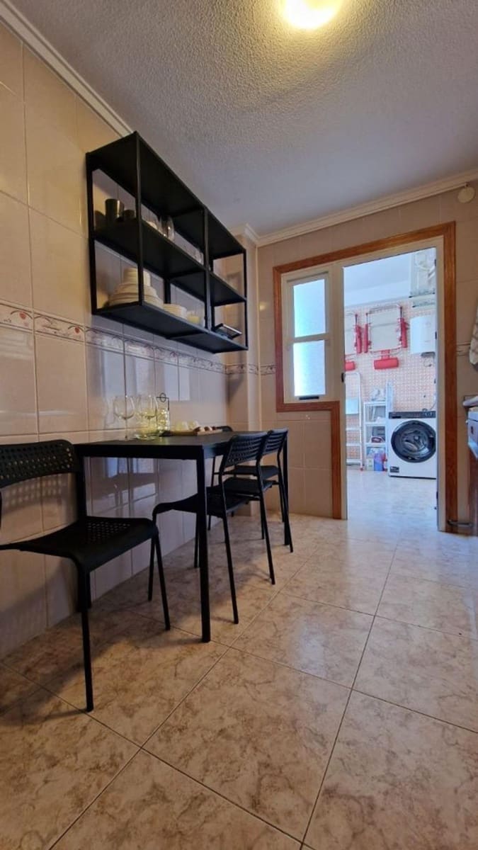 3 soveværelse Lejlighed til salg i Torrevieja - € 195.000 (Ref: 9297251)