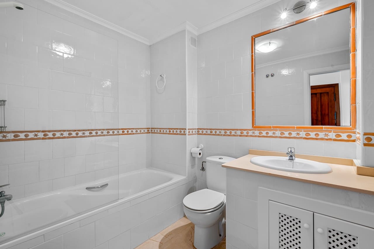 2 soverom Leilighet til salgs i Playa Flamenca med garasje - € 189 000 (Ref: 9303348)