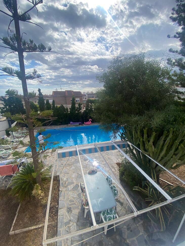 5 bedroom Villa for sale in Los Balcones with pool garage - € 350,000 (Ref: 9303349)