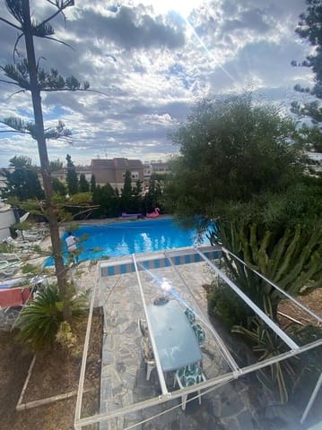 5 Zimmer Villa zu verkaufen in Los Balcones mit Pool Garage - 350.000 € (Ref: 9303349)