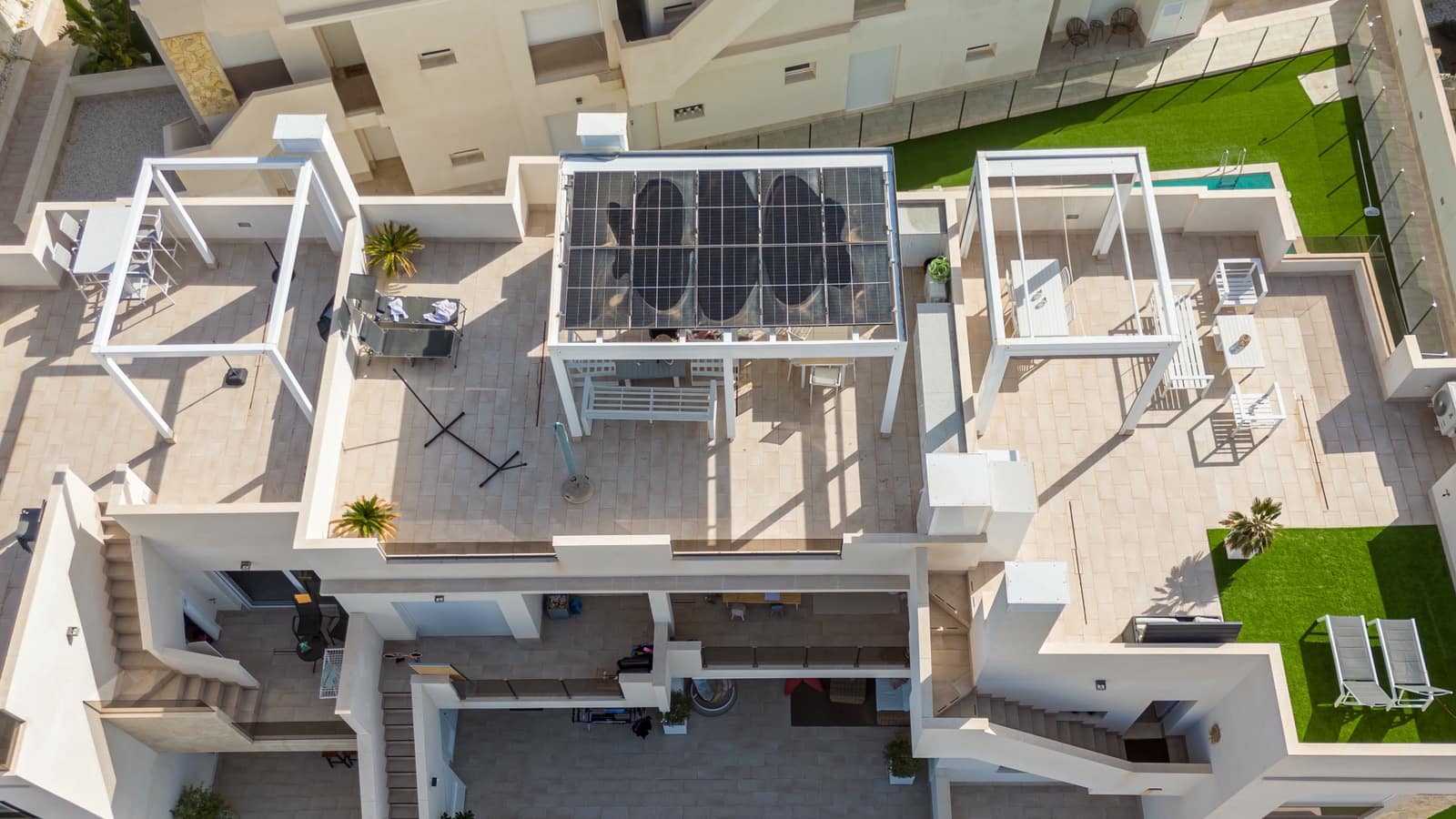 Apartamento de 2 habitaciones en Orihuela Costa en venta con piscina - 299.500 € (Ref: 9308421)