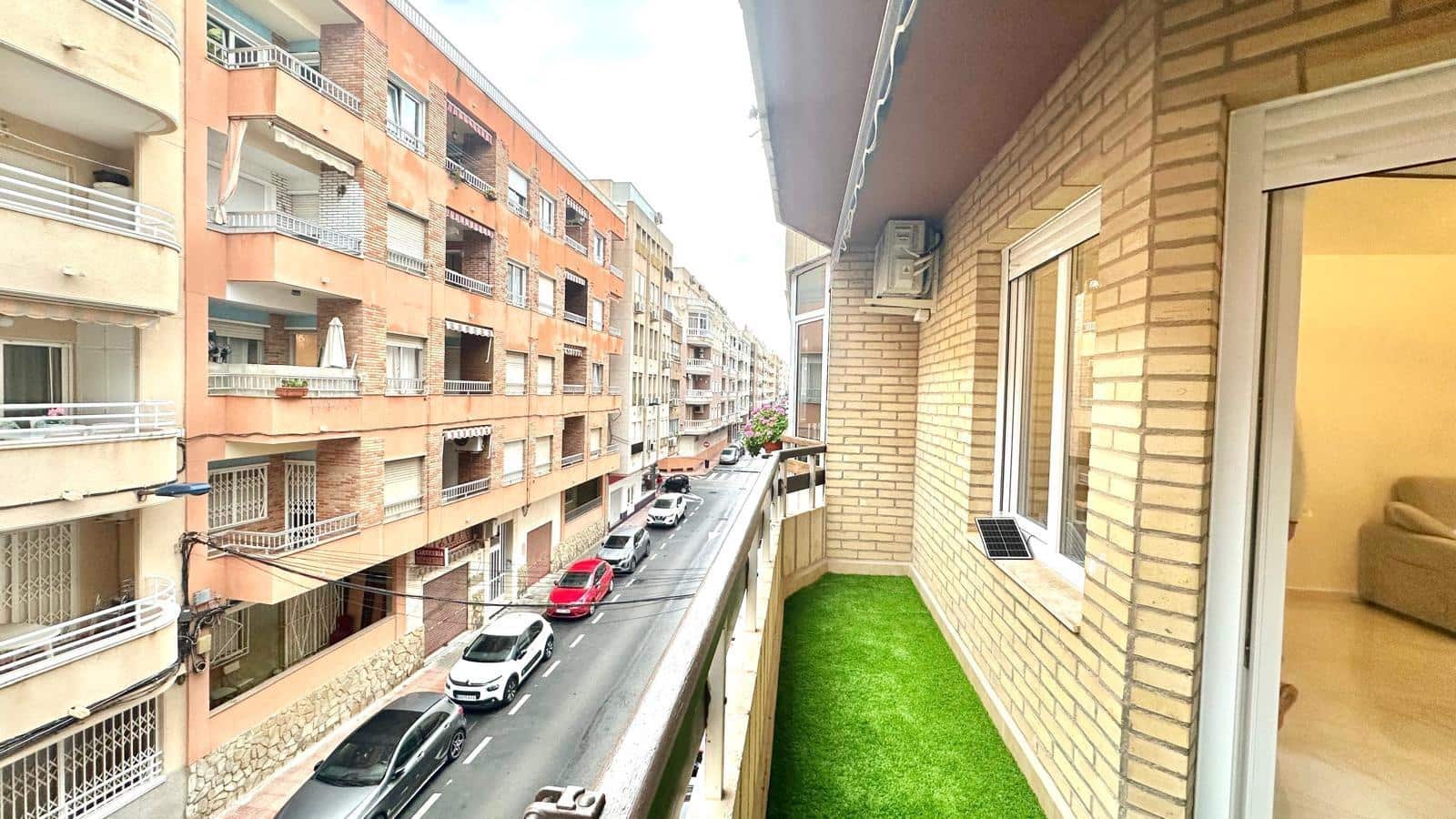 3 quarto Apartamento para venda em Torrevieja - 209 000 € (Ref: 9312660)