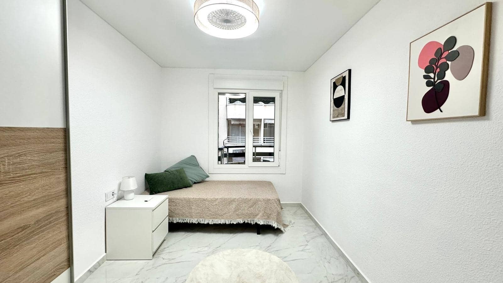 3 quarto Apartamento para venda em Torrevieja - 209 000 € (Ref: 9312660)