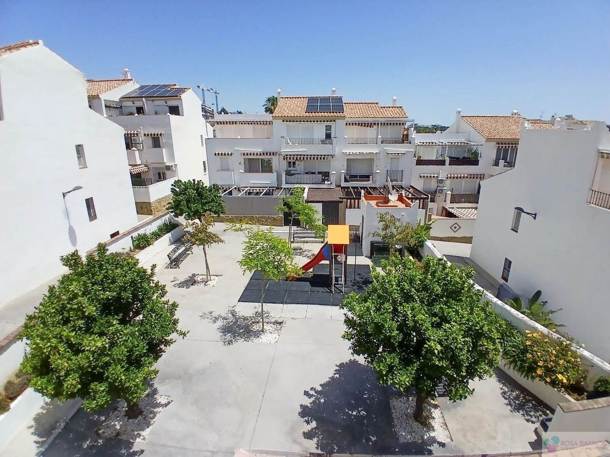 3 soverom Leilighet til salgs i Estepona - € 300 000 (Ref: 9312673)
