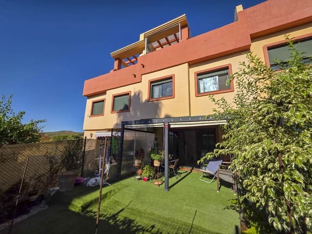 3 slaapkamer Huis te koop in La Duquesa / Puerto de la Duquesa, Manilva - € 279.900 (Ref: 9312676)
