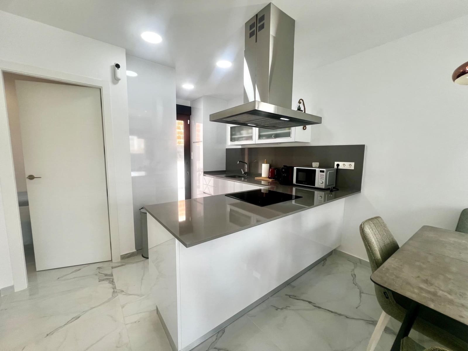 3 camera da letto Villa in vendita in Torrevieja con piscina - 385.000 € (Rif: 9317729)