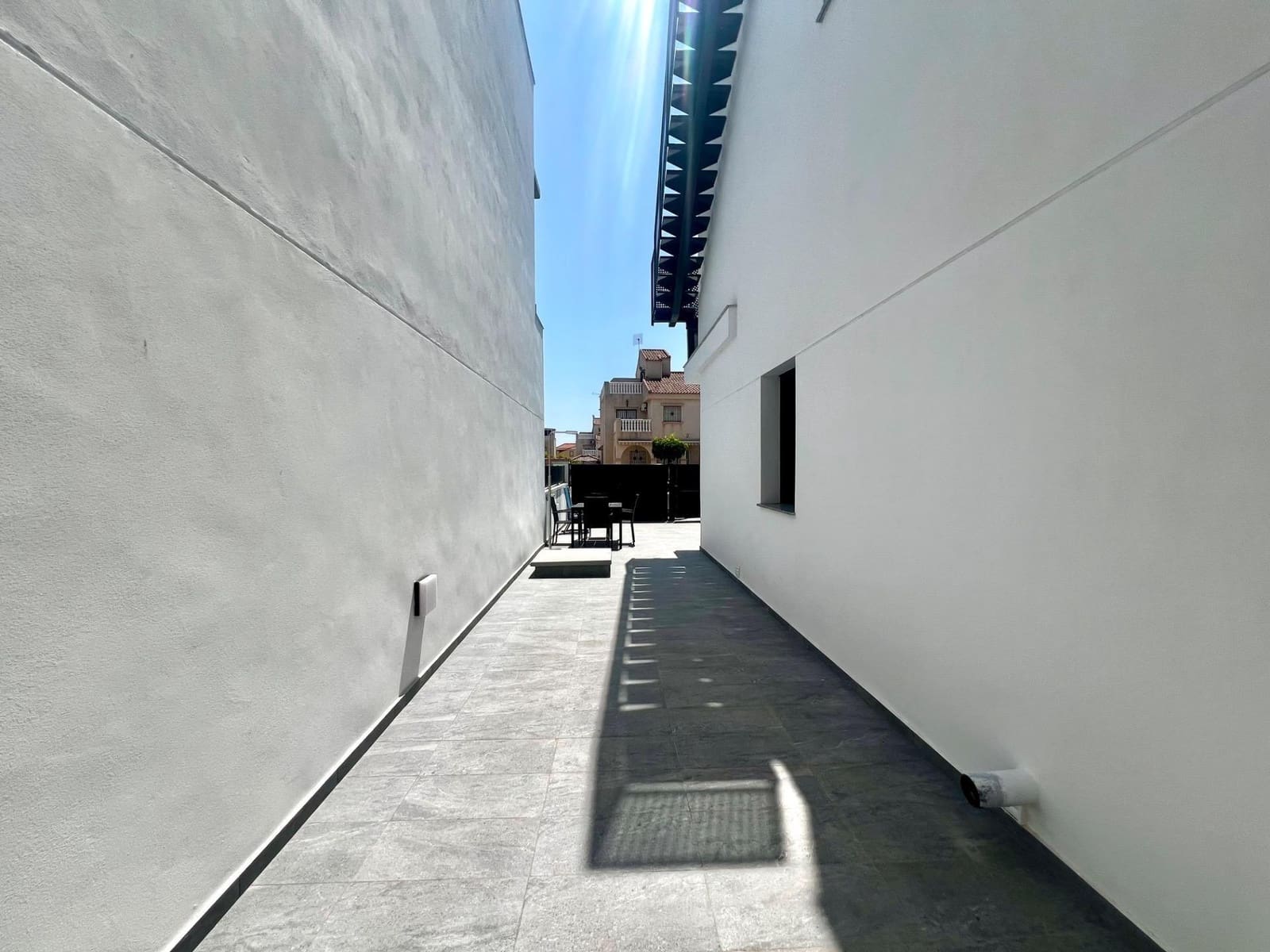 3 camera da letto Villa in vendita in Torrevieja con piscina - 385.000 € (Rif: 9317729)