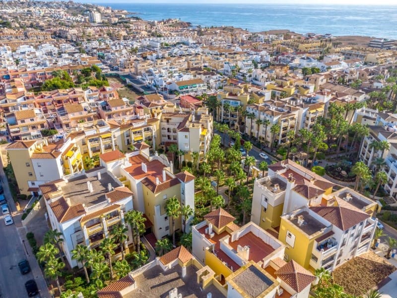 3 sypialnia Penthouse na sprzedaż w Torrevieja - 349 000 € (Ref: 9321712)