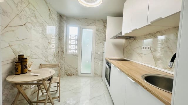 3 makuuhuone Huoneisto myytävänä paikassa Playa del Cura, Torrevieja - 210 000 € (Ref: 9321720)