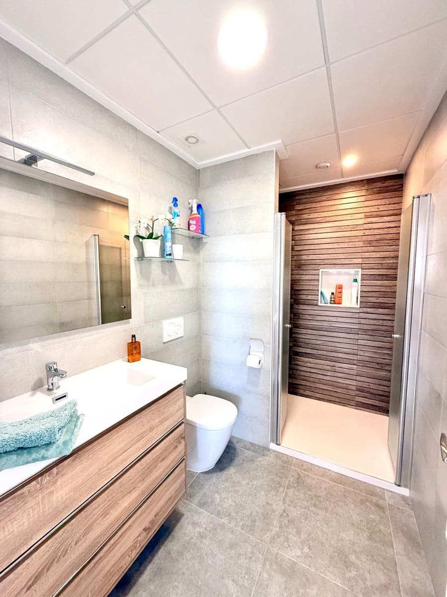 Apartamento de 3 habitaciones en Orihuela Costa en venta con garaje - 354.000 € (Ref: 9322576)