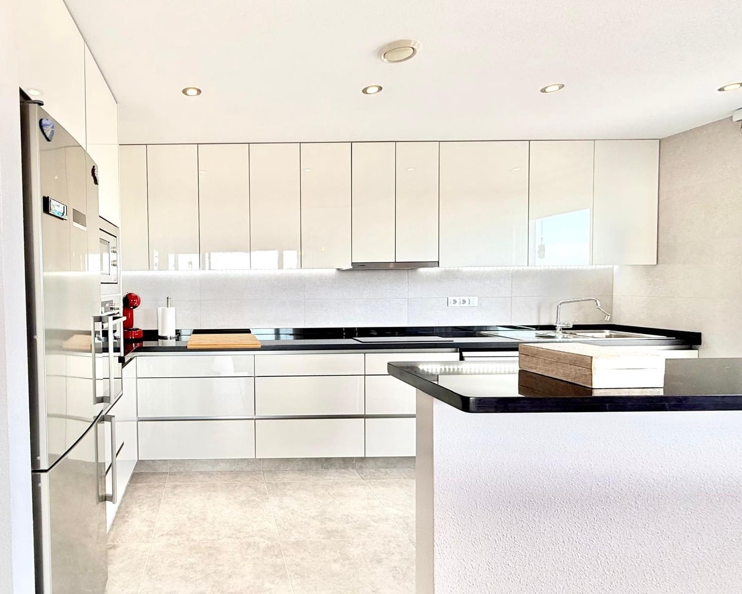 Apartamento de 3 habitaciones en Orihuela Costa en venta con garaje - 354.000 € (Ref: 9322576)