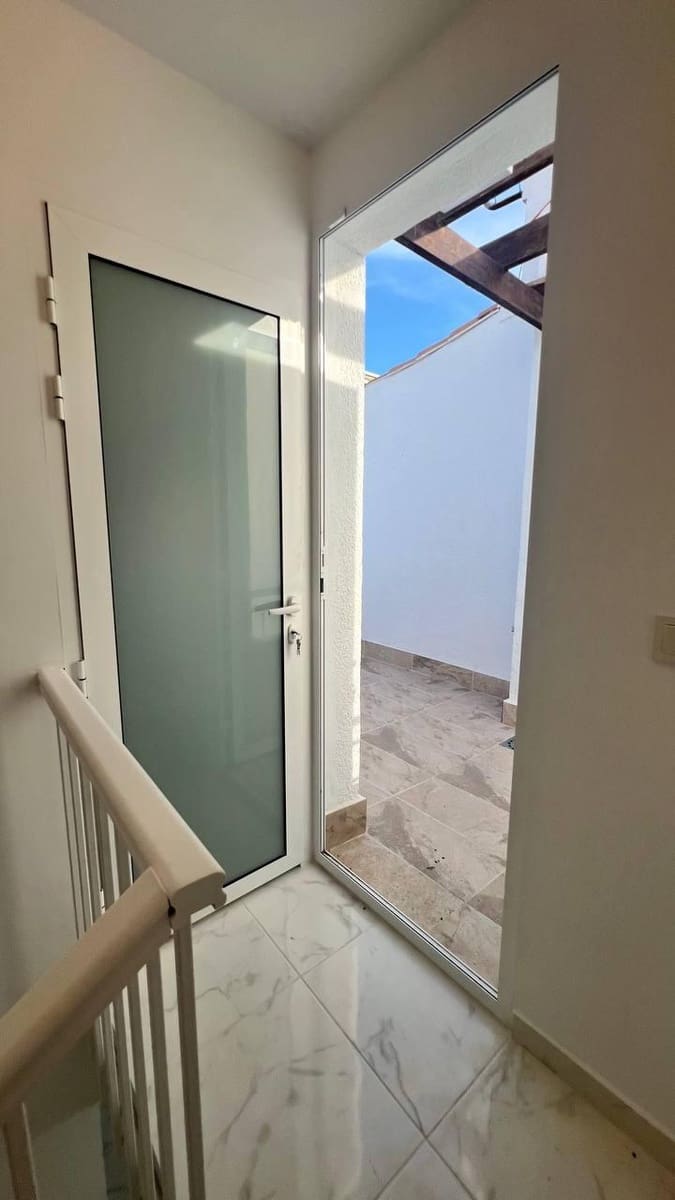 3 bedroom Townhouse for sale in Torrevieja with pool - € 229,000 (Ref: 9322577)