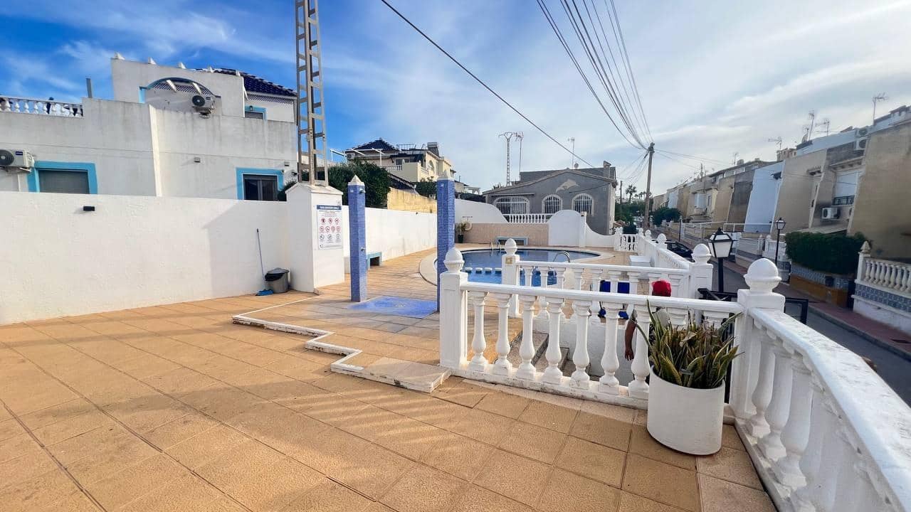 3 bedroom Townhouse for sale in Torrevieja with pool - € 229,000 (Ref: 9322577)