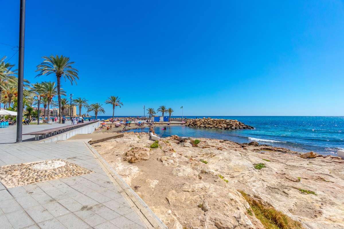 3 sypialnia Apartament na sprzedaż w Torrevieja z garażem - 390 000 € (Ref: 9326293)