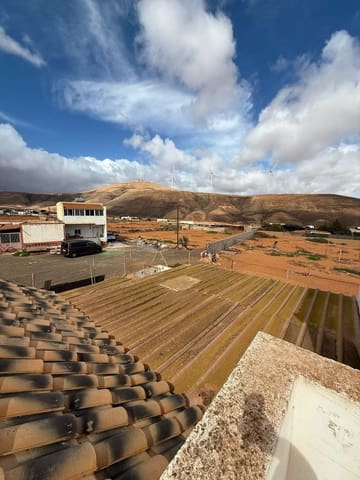 Chalet de 4 habitaciones en Los Estancos, Puerto del Rosario en venta con piscina garaje - 320.000 € (Ref: 9326295)