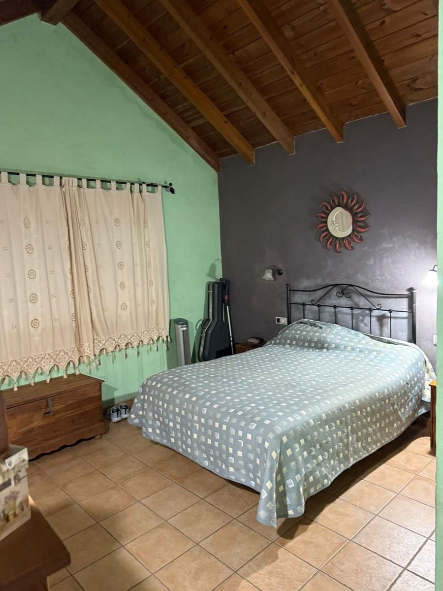 4 Zimmer Villa zu verkaufen in Puerto del Rosario mit Pool Garage - 320.000 € (Ref: 9326295)