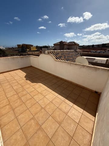 4 chambre Villa/Maison à vendre à Los Estancos, Puerto del Rosario avec piscine garage - 320 000 € (Ref: 9326295)