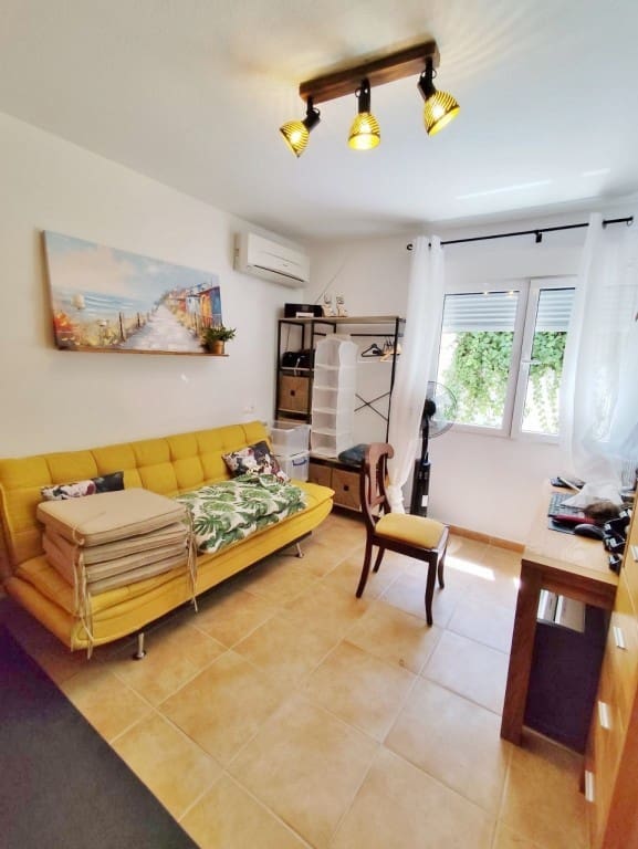 4 Zimmer Villa zu verkaufen in San Miguel de Salinas mit Pool Garage - 425.000 € (Ref: 9330502)