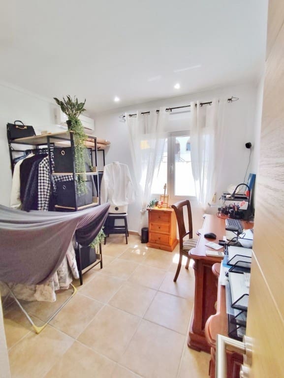 4 Zimmer Villa zu verkaufen in San Miguel de Salinas mit Pool Garage - 425.000 € (Ref: 9330502)