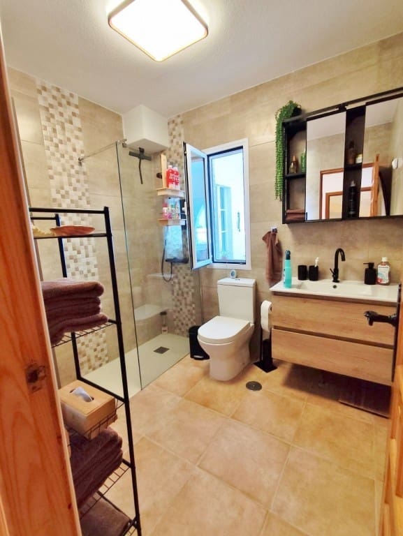 4 Zimmer Villa zu verkaufen in San Miguel de Salinas mit Pool Garage - 425.000 € (Ref: 9330502)