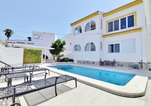 4 Zimmer Villa zu verkaufen in San Miguel de Salinas mit Pool Garage - 425.000 € (Ref: 9330502)
