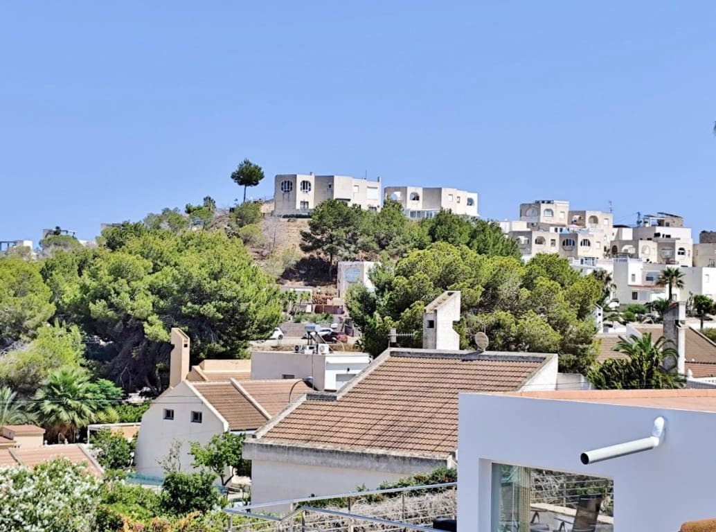 4 Zimmer Villa zu verkaufen in San Miguel de Salinas mit Pool Garage - 425.000 € (Ref: 9330502)