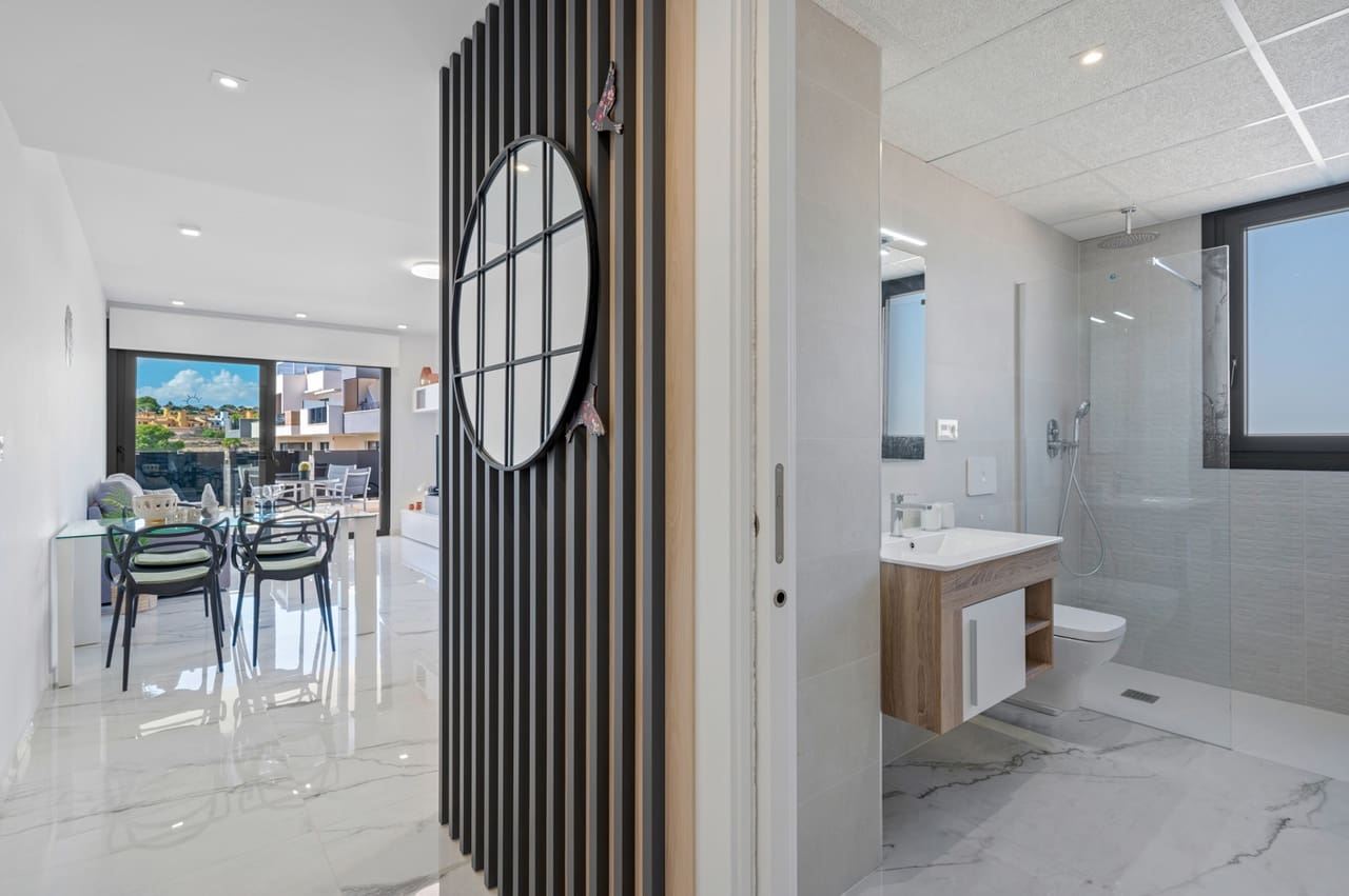 2 quarto Apartamento para venda em Villamartin com garagem - 289 000 € (Ref: 9330504)