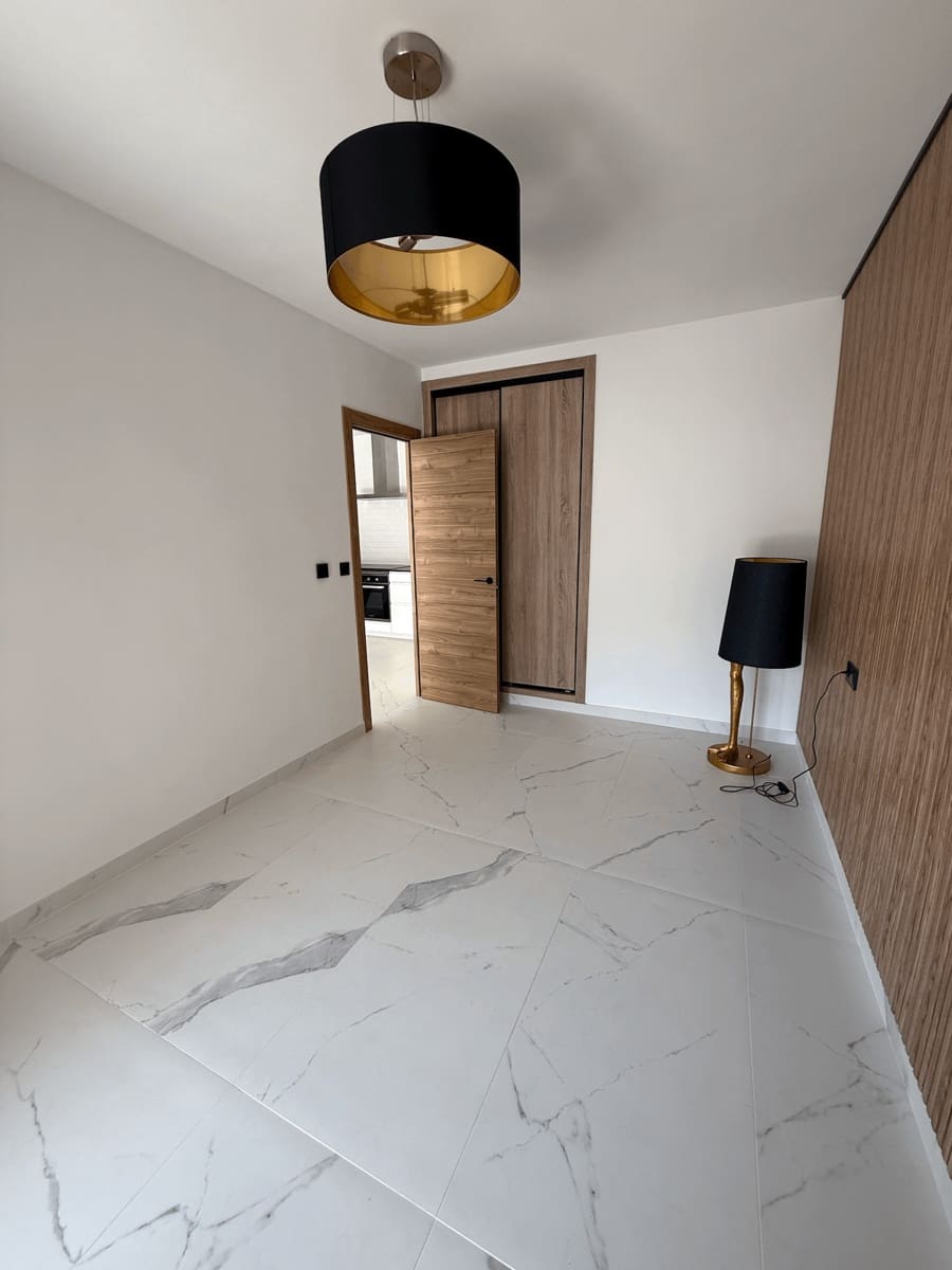 2 soveværelse Lejlighed til salg i Torrevieja med swimmingpool - € 165.000 (Ref: 9330505)