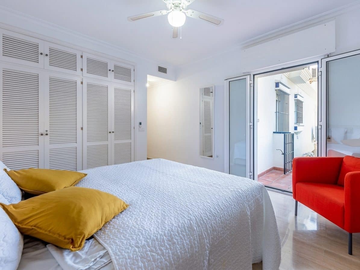2 bedroom Apartment for sale in Mijas Costa - € 449,999 (Ref: 9359121)