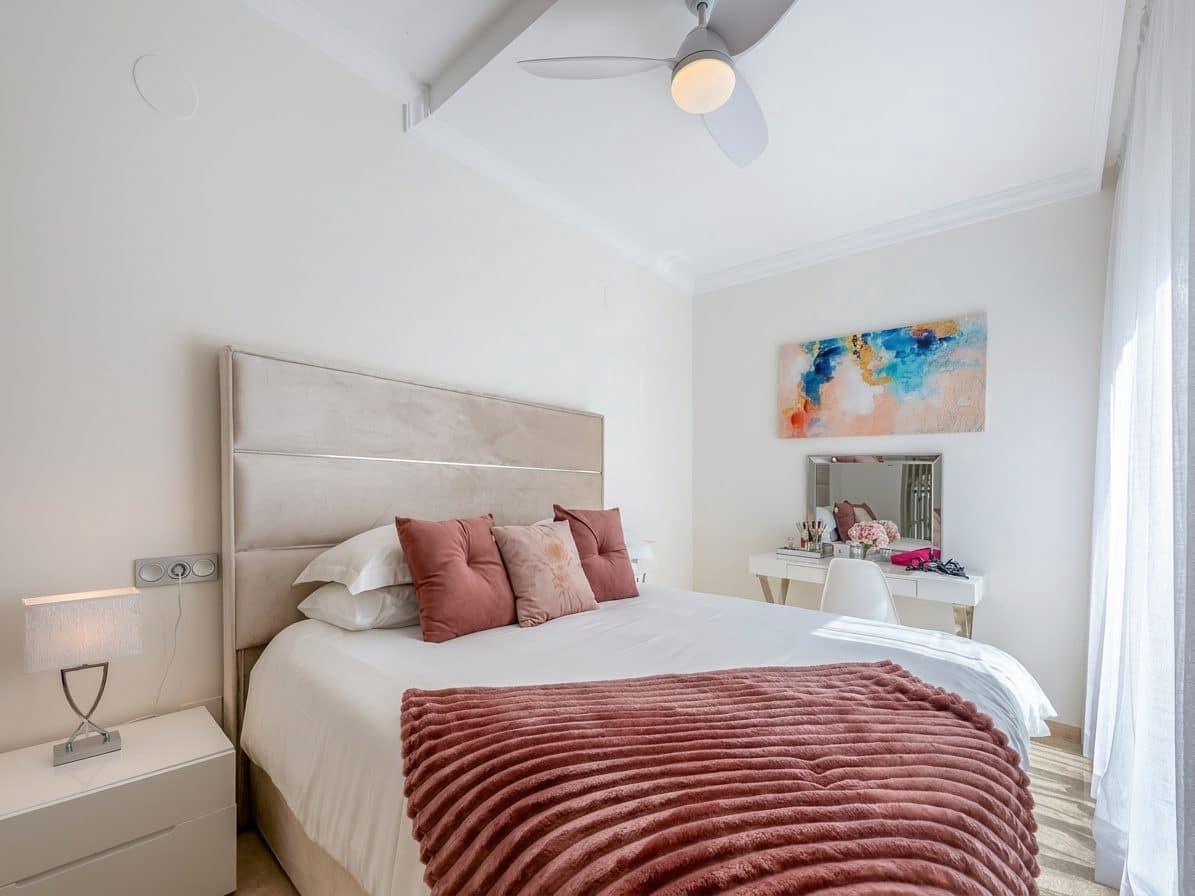 3 slaapkamer Appartement te koop in Estepona met zwembad - € 460.000 (Ref: 9359122)