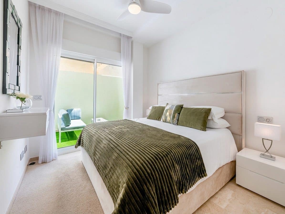 3 slaapkamer Appartement te koop in Estepona met zwembad - € 460.000 (Ref: 9359122)