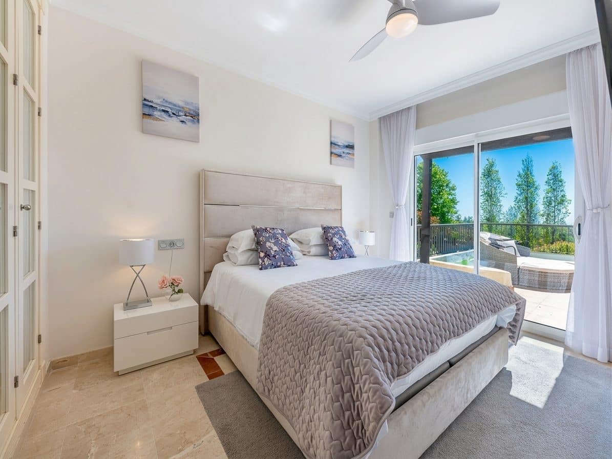 3 slaapkamer Appartement te koop in Estepona met zwembad - € 460.000 (Ref: 9359122)
