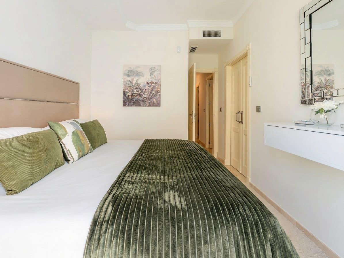 3 slaapkamer Appartement te koop in Estepona met zwembad - € 460.000 (Ref: 9359122)