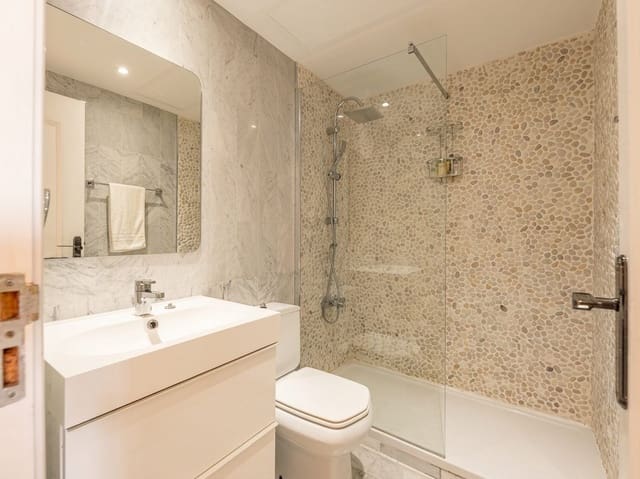 3 slaapkamer Appartement te koop in Centro, Estepona met zwembad - € 460.000 (Ref: 9359122)
