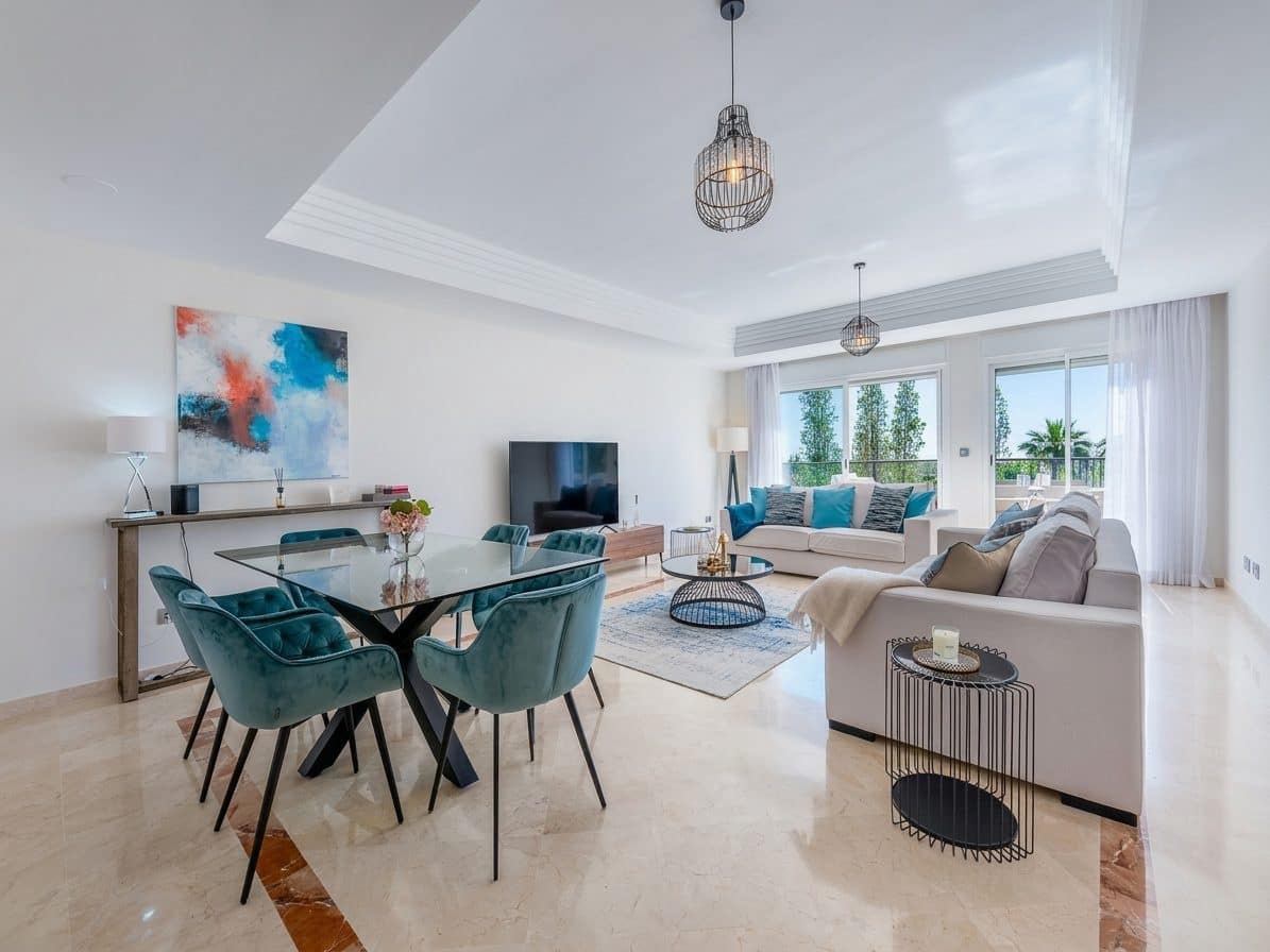 3 slaapkamer Appartement te koop in Estepona met zwembad - € 460.000 (Ref: 9359122)