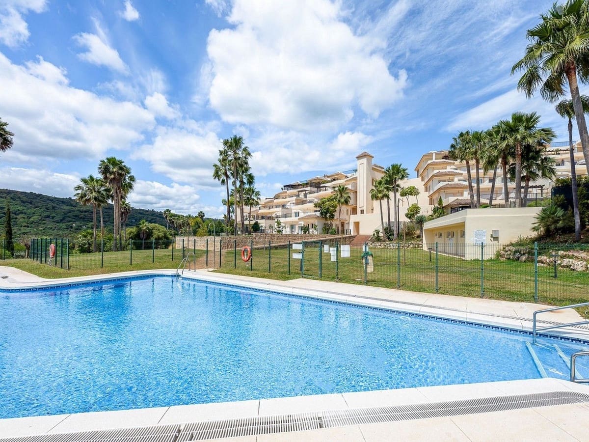 3 slaapkamer Appartement te koop in Estepona met zwembad - € 460.000 (Ref: 9359122)