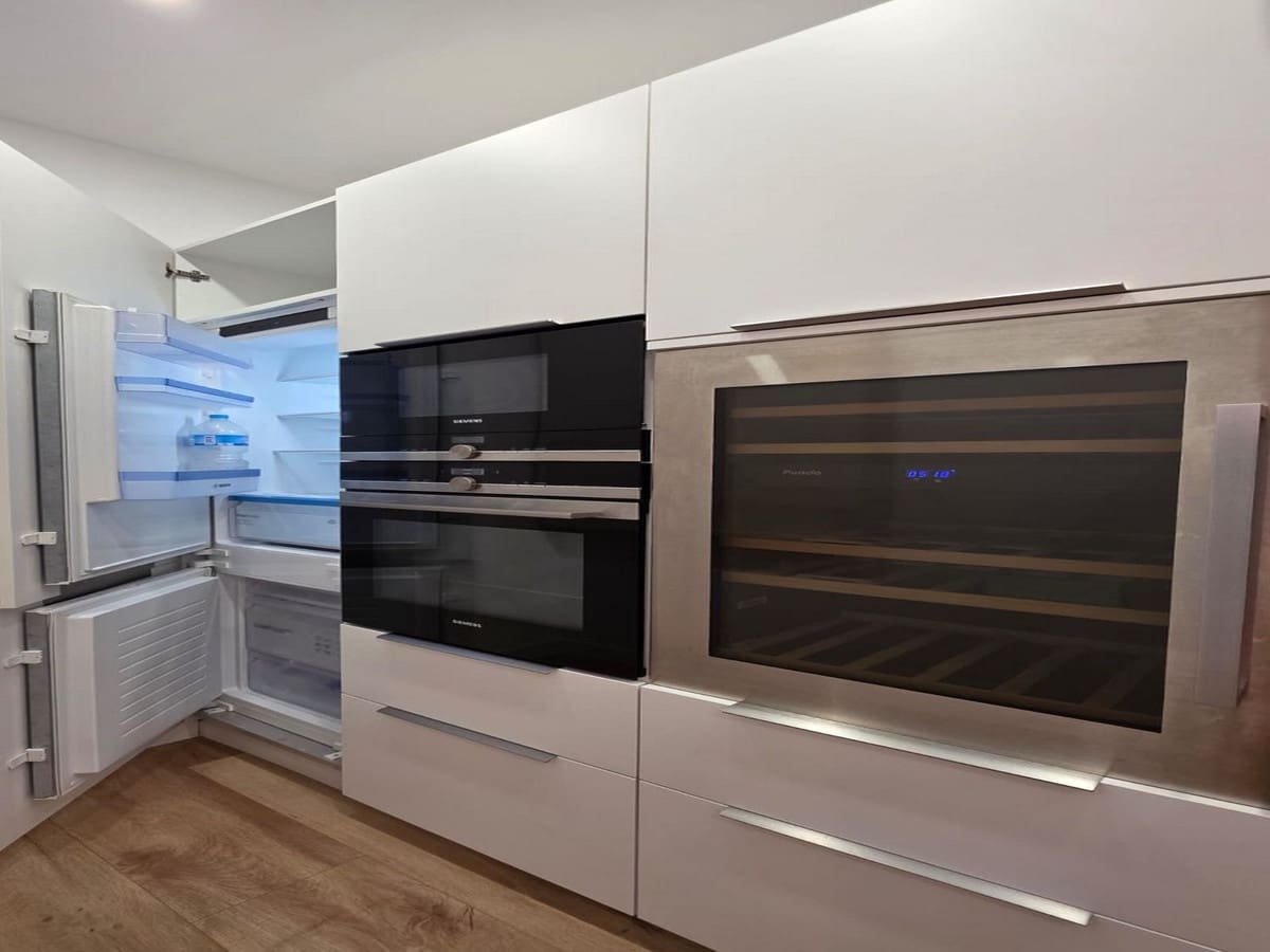 Apartamento de 3 habitaciones en Fuengirola en venta con piscina - 346.000 € (Ref: 9359123)